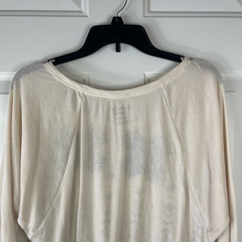 American eagle long sleeve waffle knit in cream and gray. - Picture 7 of 7